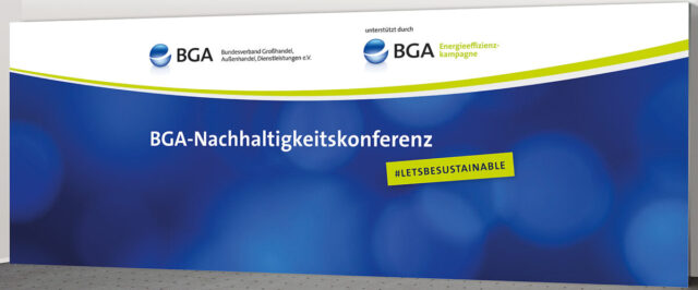 Pressewand-BGA-800-x-300-cm Pressewand BGA 800 x 300 cm